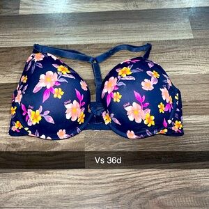 Victoria’s Secret 36D push up bra